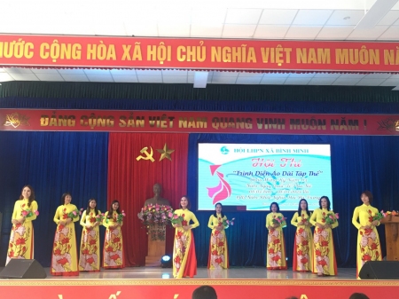 Hội LHPN xã Bình Minh tổ chức hội thi “Trình diễn áo dài tập thể”